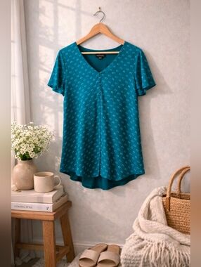 Fortune + Ivy | Large | Deep Teal | Short Sleeve Top